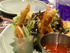 牛油果软壳蟹米纸卷-CHINCHIN 青青·泰国料理(万象食家店)
