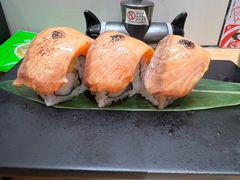 黑松露三文鱼腩卷-友壹町寿司(佛山新DNA店)