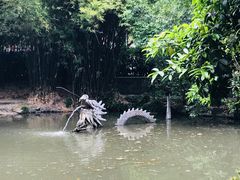 -汇龙潭