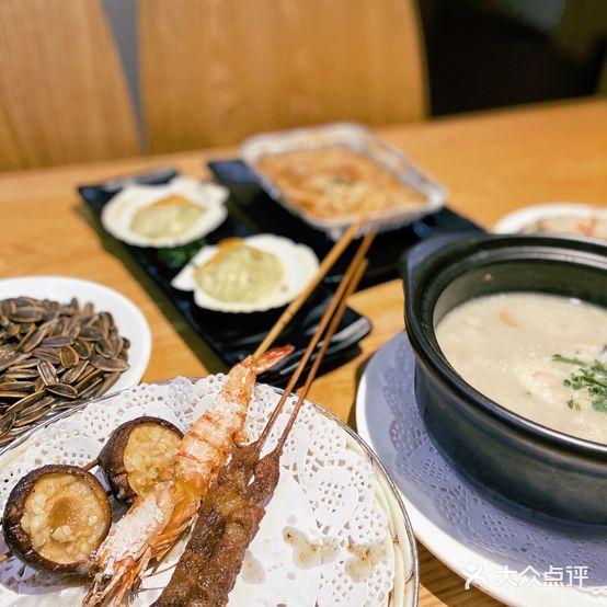 鱼+羊(成都汇店)