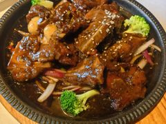 -八府香鸭·啫啫煲(华山路店)