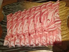 -老牌坊云南鱼豆花火锅(爱建店)