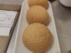 酥皮山楂叉烧包-蔡澜点心·粤菜(万菱汇店)