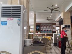 -鹏城人家海鲜酒家·23年老字号(较场尾店)