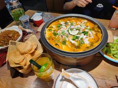-山城外·非遗酸菜鱼(蜀都万达店)