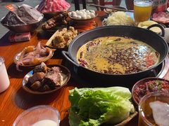 -赵美丽·重庆社区火锅·直营店(火车东站·中豪国际店)