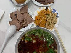 -德元兰州纯汤牛肉面(龙阳路店)