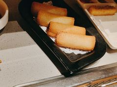 -海底捞火锅(金山百联店)