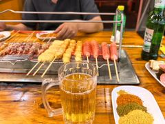 -哈尔滨小酒馆·鲜肉现穿自助烧烤(康新花园店)