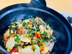 雪菜干锅蝴蝶蚌-万景饭店·鱼街农家菜