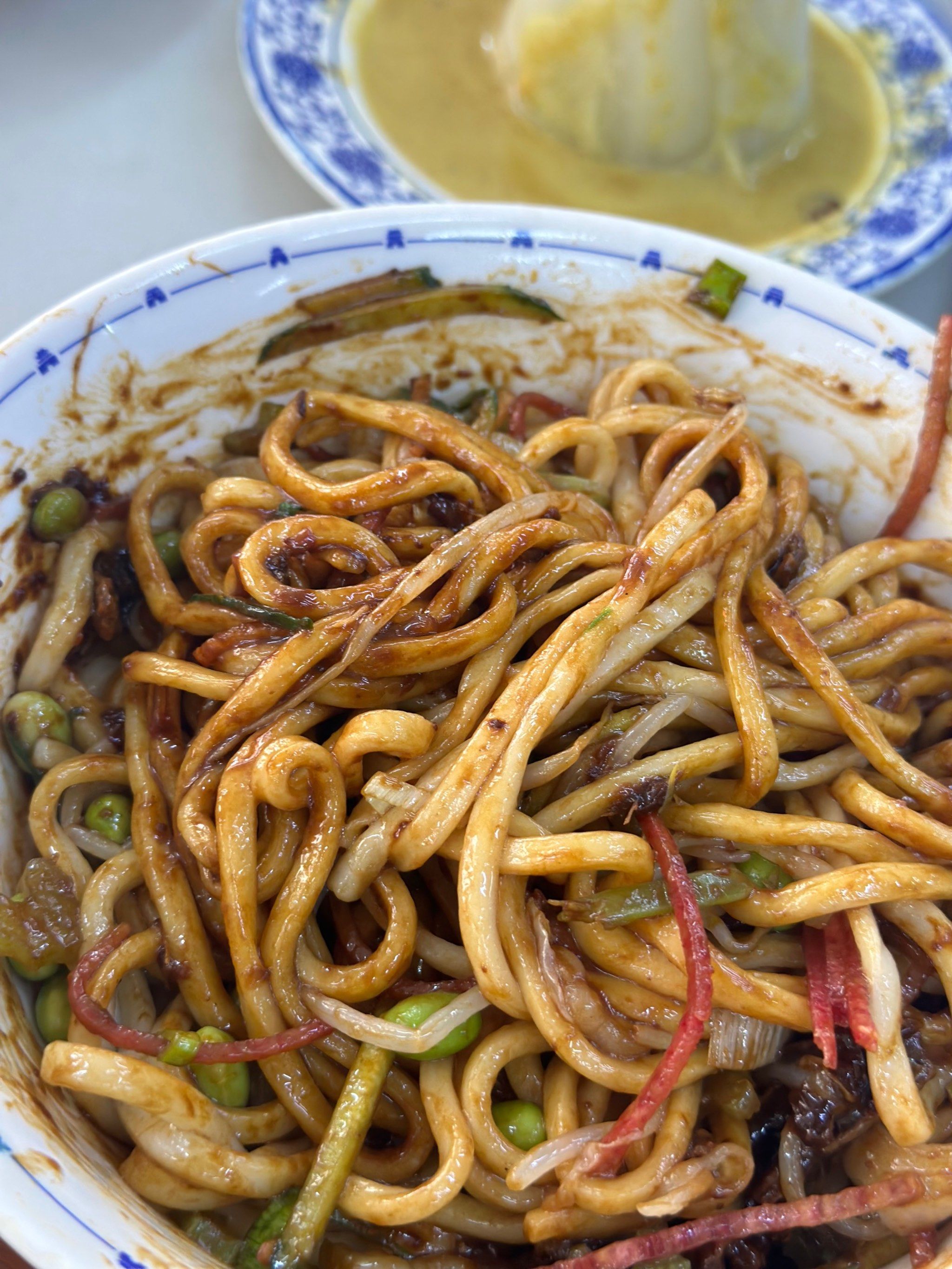 第一次吃老北京炸酱面