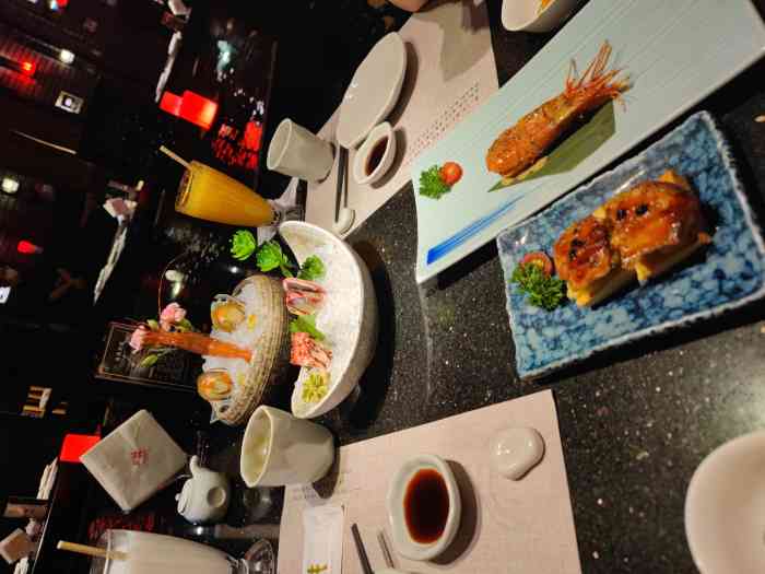 上井·精致料理(大卫城店)-"实话实说 环境很好 菜真的一言难尽 3.