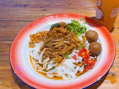 -湘人龙记老长沙米粉(鸟巢店)