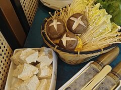 -鲜念蒸汽石锅鱼(红山6979店)