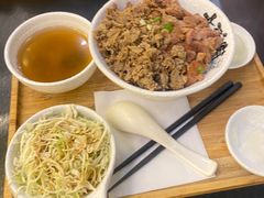 -熊吞·大碗丼烧肉饭(济宁万达广场店)
