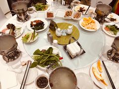 -首旅京伦酒店·8号时尚餐厅