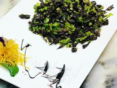 青椒炒牛肝菌-蔼若春.传承三十年云南菜(金碧公园店)