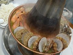 -一口猪海鲜浑锅·东北家常菜