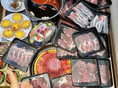 -匠牛亭·锅物烧肉放题自助(昆百大·泰业城店)