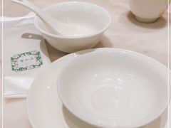 -香港百合居(LCM置汇旭辉广场店)