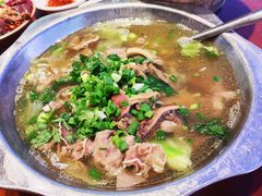 -谢老五跷脚牛肉·非遗传承店