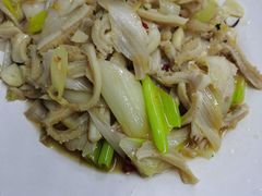-赵氏牛肉罩火烧