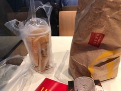 -麦当劳(中二横路店)