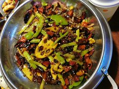 -川人百味·水煮活鱼(赛罕万达店)