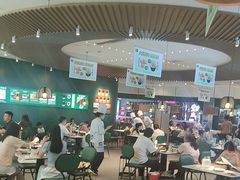 -费大厨辣椒炒肉(黄兴中心广场店)