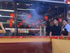 -炖四方东北铁锅炖·烧烤小龙虾(中豪国际店)