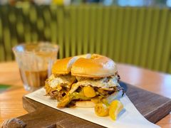 -Catch Bagel(芳草地店)