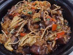 -河畔春天时尚餐厅