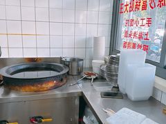 -黄阿姨锅贴大王(万航渡路店)