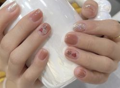 -爱纶美·美甲美睫半永久