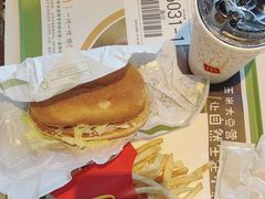 -麦当劳(国家体育场南路店)