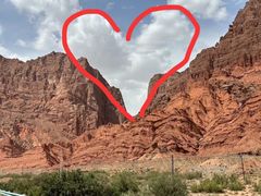 -天山神秘大峡谷