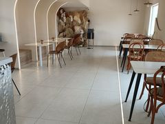 -香梨观景餐厅(西街店)