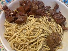 -金杨拉面王小吃面馆·牛三宝面·红烧牛肉粉