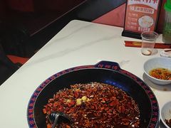 -何师傅美蛙鱼头(汉街店)