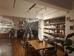 -雕刻时光咖啡馆(南院门店)