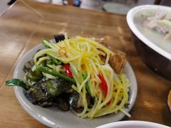 -王二妹夫妻肥肠粉