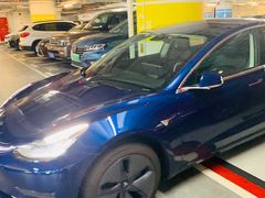 -TESLA 特斯拉(上海太古汇体验店)