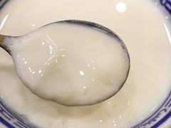 -赵记传承特色牛奶甜品(泉城广场店)