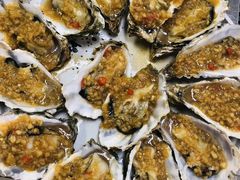 -臻鲜燕海鲜融合餐厅(金陵style店)