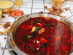 -晓彭肥肠鸡·泡椒鸡火锅(水木天地店)