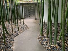 -穹六人间 people 6(岳阳路店)