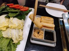 -百年川椒重庆老火锅(光谷店)