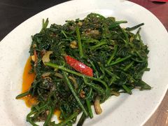 -明记烧鱼美味店