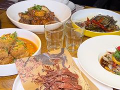 -爱啤精酿·民谣酒馆(滨江店)