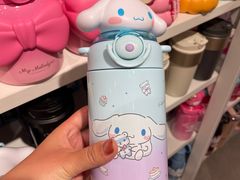 -名创优品(北京新中关购物中心地铁层店)